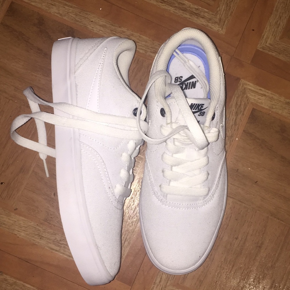 Never worn Nike sb